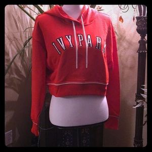 Women’s pullover sweatshirts with hood